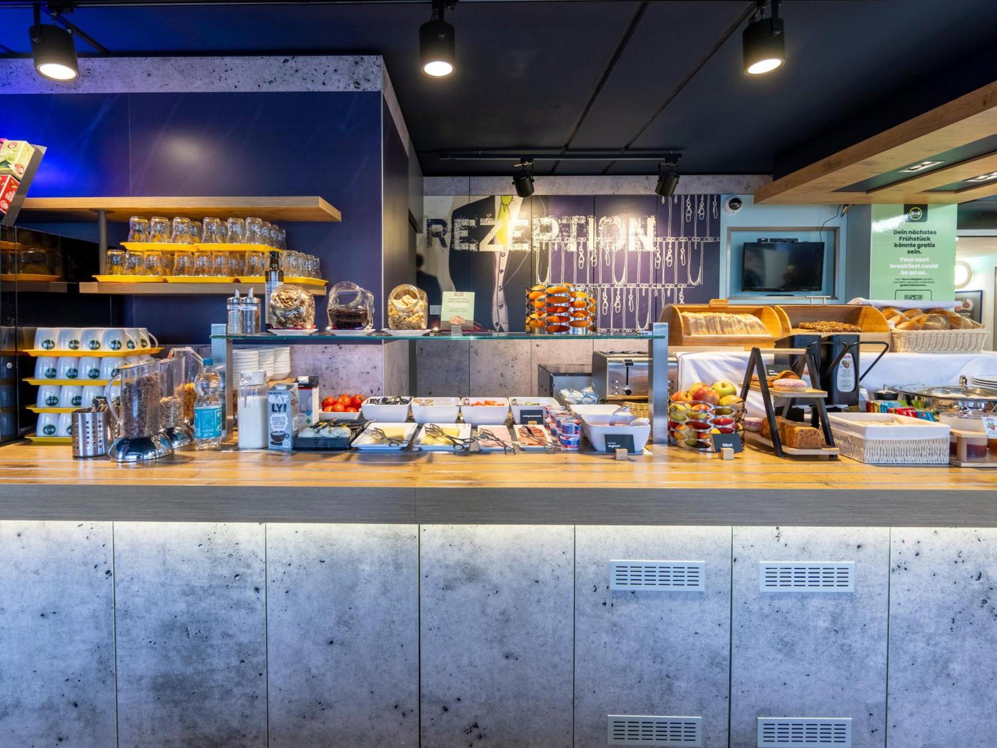B&B Hotel Giessen-Linden Linden  エクステリア 写真