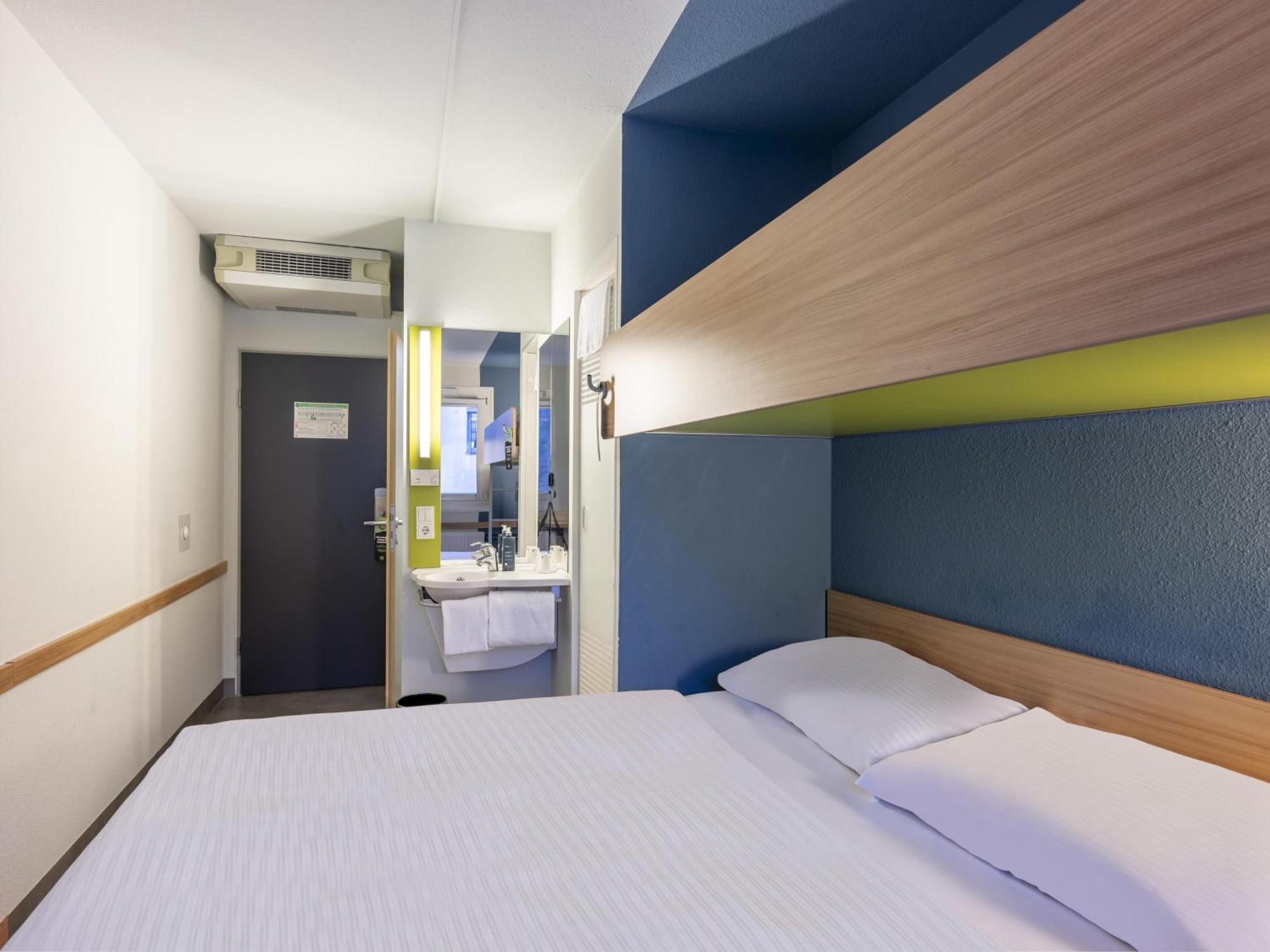 B&B Hotel Giessen-Linden Linden  エクステリア 写真